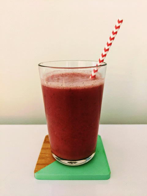 Strawberry, Mint and Ginger Smoothie Copy - The IBD Centre of BC